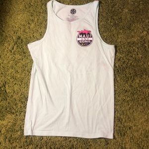 Maui & Sons tank